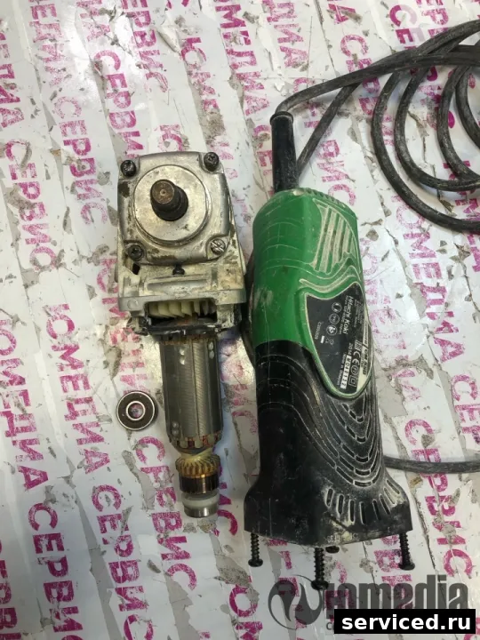 Штроборез Hitachi CM5SB