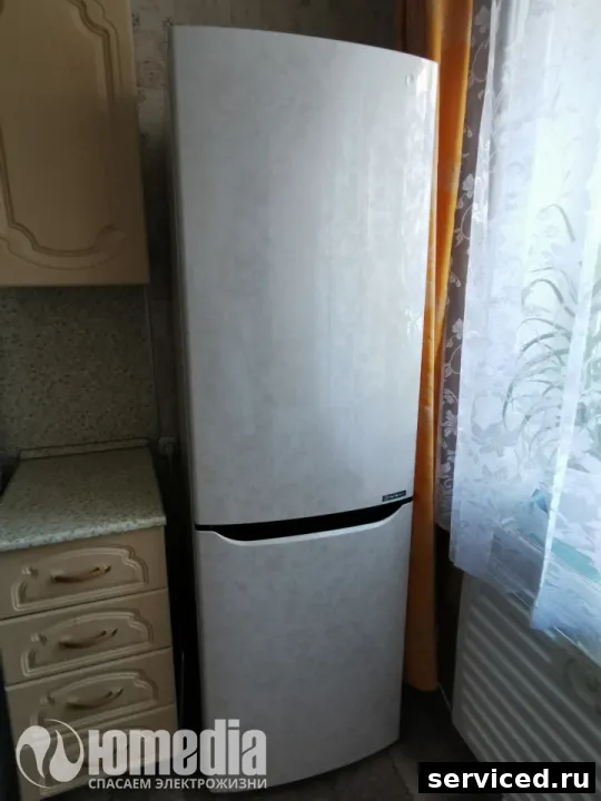Холодильник LG