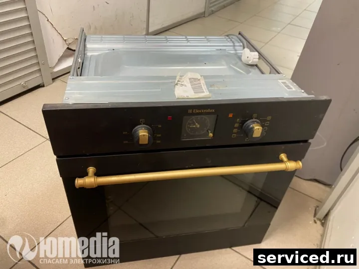 Духовой шкаф Electrolux EOB53001R