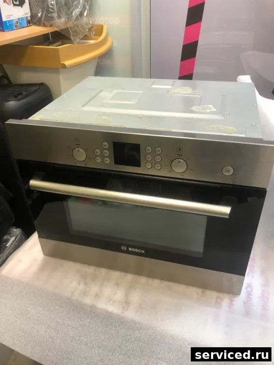 Духовой шкаф Bosch HBC84H500