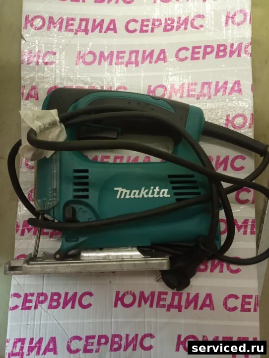 Лобзик Makita 4329