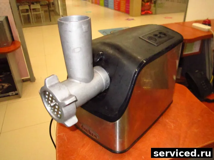 Мясорубка Dauken FW2640