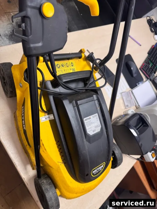 Газонокосилка Huter ELM 1100