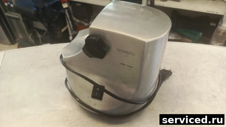 Мясорубка Kenwood PRO 1600