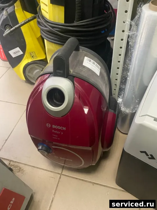 Пылесос Bosch bgs32000