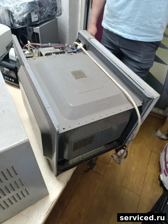 Микроволновая печь Panasonic nn- sd377s